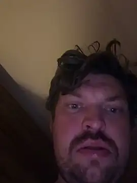 Snapshot of Johangrunn chatting on 10/31/25, 08:43 Johangrunn online show from 10/31/25, 08:43