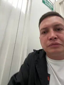 NathanielLux29 online show from 11/07/25, 08:20