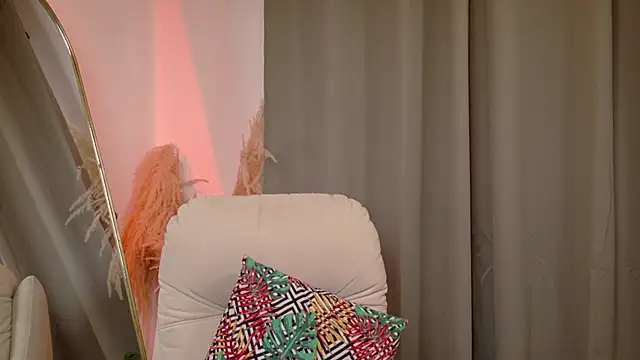SeleneNova online show from 05/29/26, 04:16
