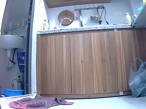 Drizzle-Rian online show from 11/27/25, 04:47