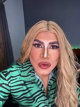 melani ferraraa  online show from 04/18/26, 05:00