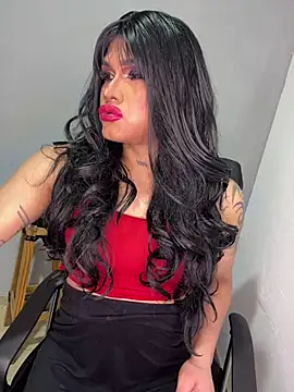 melani ferraraa  online show from 06/25/26, 04:00