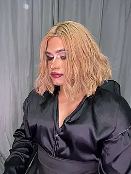 melani ferraraa  online show from 07/20/26, 02:59