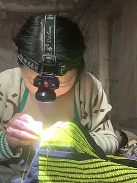 bi-bo123 online show from 12/03/25, 01:20