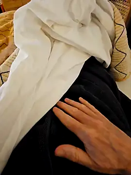 cum daily1 online show from 11/03/25, 08:48