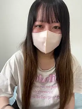 Snapshot of emiri_da_nyan chatting on 05/06/26, 05:25 emiri da nyan online show from 05/06/26, 05:25