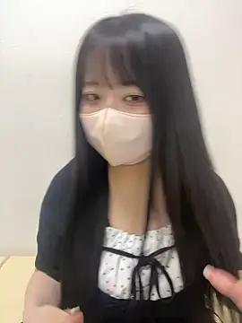 Snapshot of emiri_da_nyan chatting on 06/20/26, 05:54 emiri da nyan online show from 06/20/26, 05:54