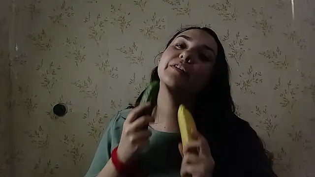 VoulezVous Angel online show from 02/25/26, 05:11