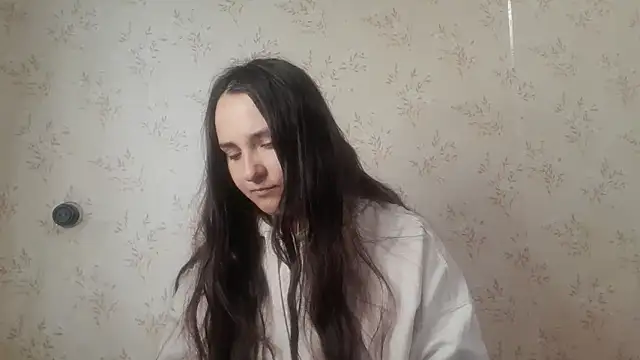 VoulezVous Angel online show from 04/12/26, 05:01