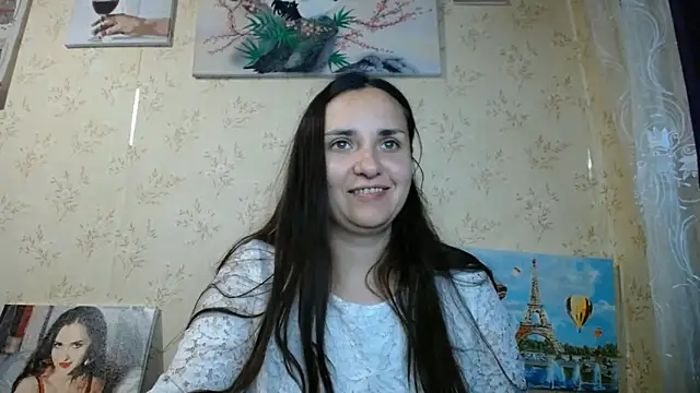 Snapshot of VoulezVous_Angel chatting on 05/27/26, 04:31 VoulezVous Angel online show from 05/27/26, 04:31