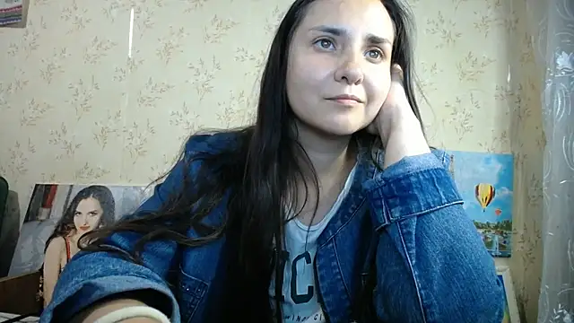 Snapshot of VoulezVous_Angel chatting on 06/02/26, 06:32 VoulezVous Angel online show from 06/02/26, 06:32