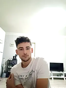 yasinesra757  online show from 12/19/25, 01:18