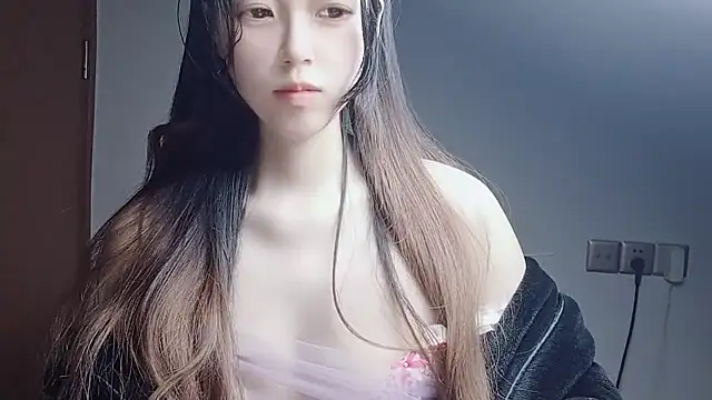 JuliaNoir online show from 01/07/26, 02:52