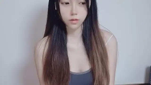 JuliaNoir online show from 01/12/26, 03:23