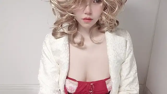 JuliaNoir online show from 03/20/26, 06:24