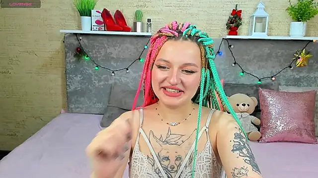 AnnaXPeach online show from 12/21/25, 01:57