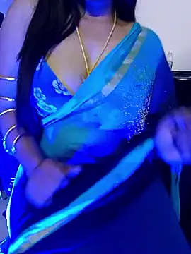 Snapshot of Jahnavi_9 chatting on 11/08/25, 12:22 Jahnavi 9 online show from 11/08/25, 12:22