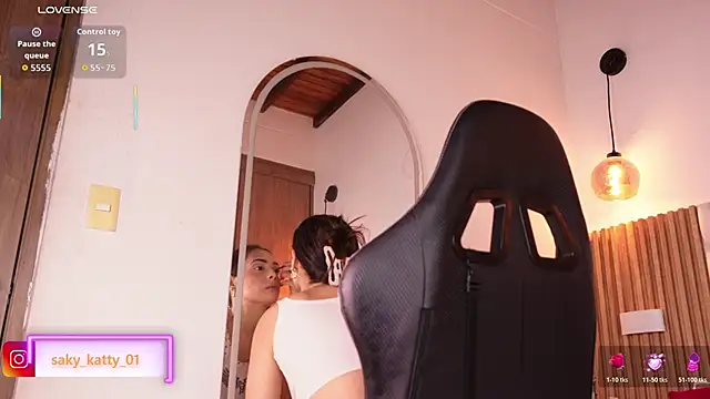 Kat Saky online show from 03/17/26, 11:30