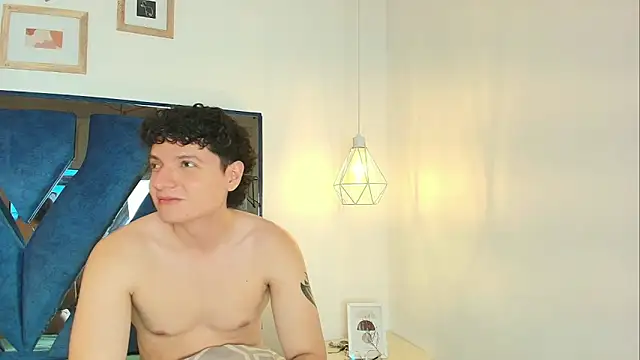 Zoe And Dylan  online show from 03/07/26, 12:57