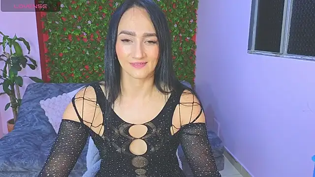 Snapshot of malen_fitnessmilf chatting on 04/27/26, 12:14 malen fitnessmilf online show from 04/27/26, 12:14