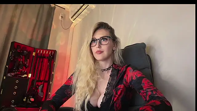 Liya Liss online show from 04/14/26, 02:12