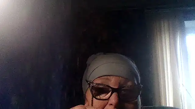 Snapshot of Milaniya606 chatting on 10/31/25, 02:07 Milaniya606 online show from 10/31/25, 02:07