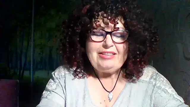 Snapshot of Milaniya606 chatting on 05/31/26, 10:44 Milaniya606 online show from 05/31/26, 10:44