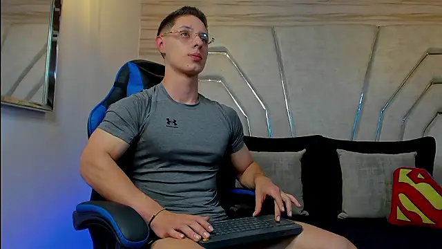 MAXTHOMSON online show from 02/14/26, 12:29