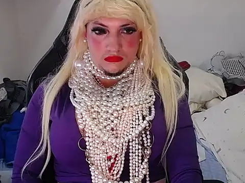 VanesaCrossic online show from 01/18/26, 08:07