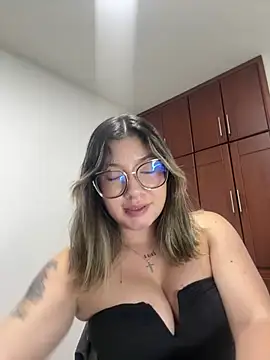 Eve Miiller online show from 05/08/26, 05:24