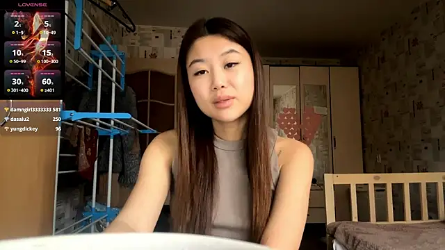 Snapshot of YunDargenio chatting on 11/02/25, 11:01 YunDargenio online show from 11/02/25, 11:01