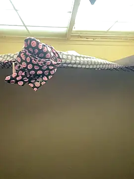 redbaby29 online show from 10/31/25, 07:15