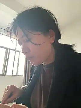 daaqnn online show from 04/21/26, 12:01