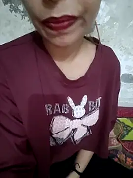 Snapshot of vijaylaxmi69 chatting on 11/06/25, 04:41 vijaylaxmi69 online show from 11/06/25, 04:41