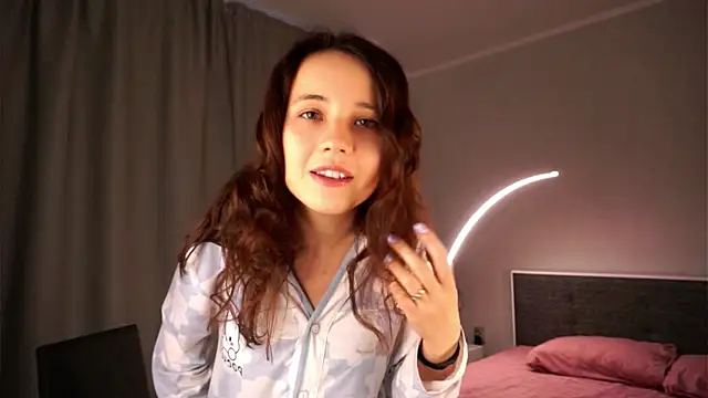 Snapshot of MonikaStablein chatting on 11/01/25, 05:42 MonikaStablein online show from 11/01/25, 05:42