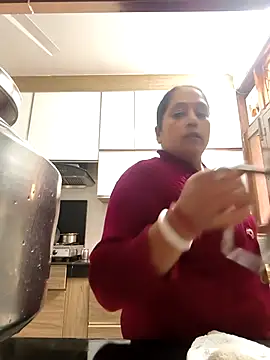 Hot-Sana2 online show from 11/09/25, 05:28