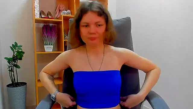 Snapshot of Stella-Maers chatting on 04/27/26, 07:28 Stella-Maers online show from 04/27/26, 07:28