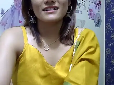 maira 33 online show from 03/29/26, 02:50