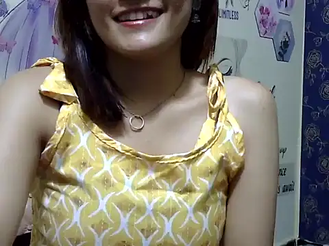 Snapshot of maira_33 chatting on 05/05/26, 01:30 maira 33 online show from 05/05/26, 01:30
