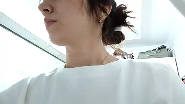 Snapshot of Sofiagreetings chatting on 11/15/25, 01:18 Sofiagreetings online show from 11/15/25, 01:18