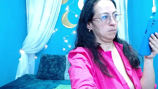 Lauryn Jones online show from 12/02/25, 03:18