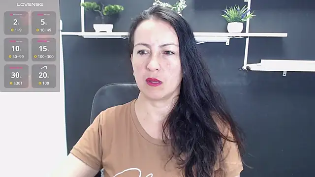 Snapshot of Lauryn_Jones chatting on 06/09/26, 07:14 Lauryn Jones online show from 06/09/26, 07:14