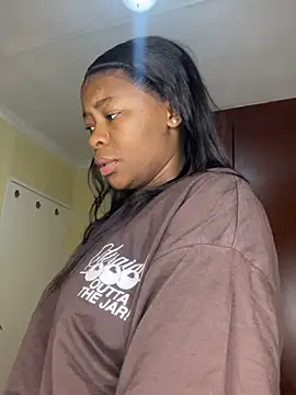 MiyaXo2 online show from 12/22/25, 02:08