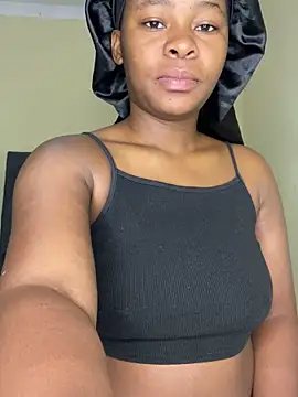 MiyaXo2 online show from 02/02/26, 12:42