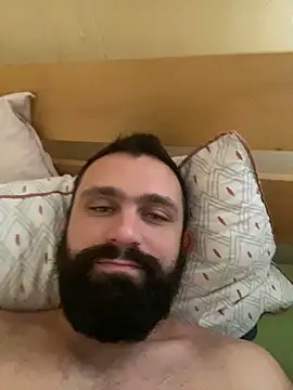 Snapshot of ivanmasliuk chatting on 11/13/25, 08:57 ivanmasliuk online show from 11/13/25, 08:57