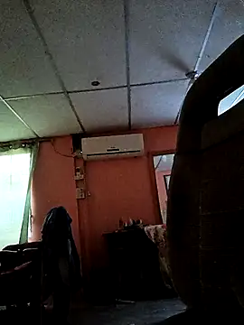 Snapshot of espiry12 chatting on 11/04/25, 08:52 espiry12 online show from 11/04/25, 08:52