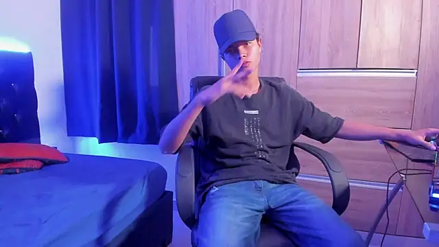 Snapshot of sk_vulkan chatting on 11/03/25, 12:28 sk vulkan online show from 11/03/25, 12:28