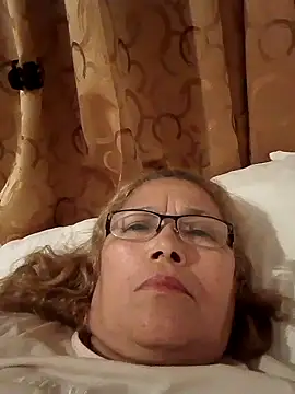 Cessi50 online show from 11/08/25, 01:50