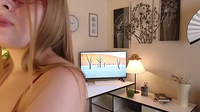 Merelin Befer online show from 11/19/25, 10:26