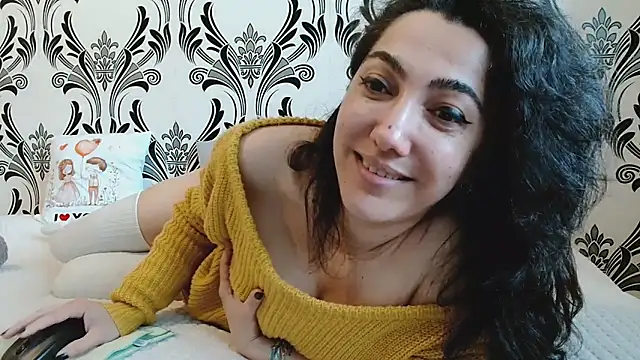 CharmingPearl online show from 03/16/26, 07:56